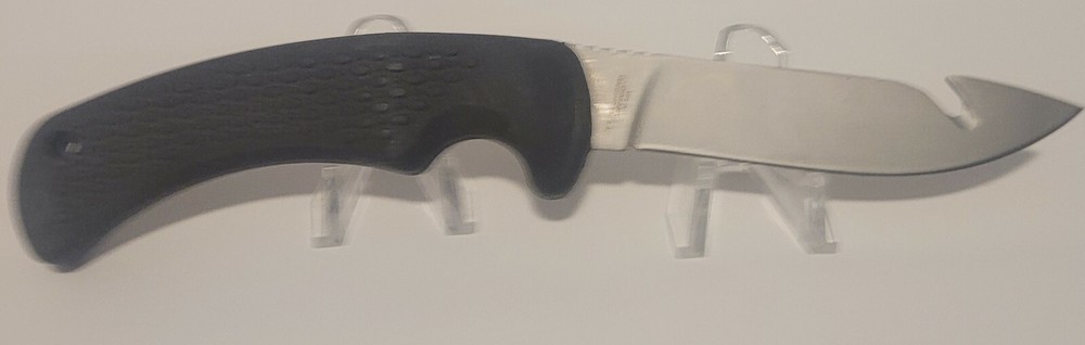 Mossberg Fixed Blade Hunting Knife with Gut Hook