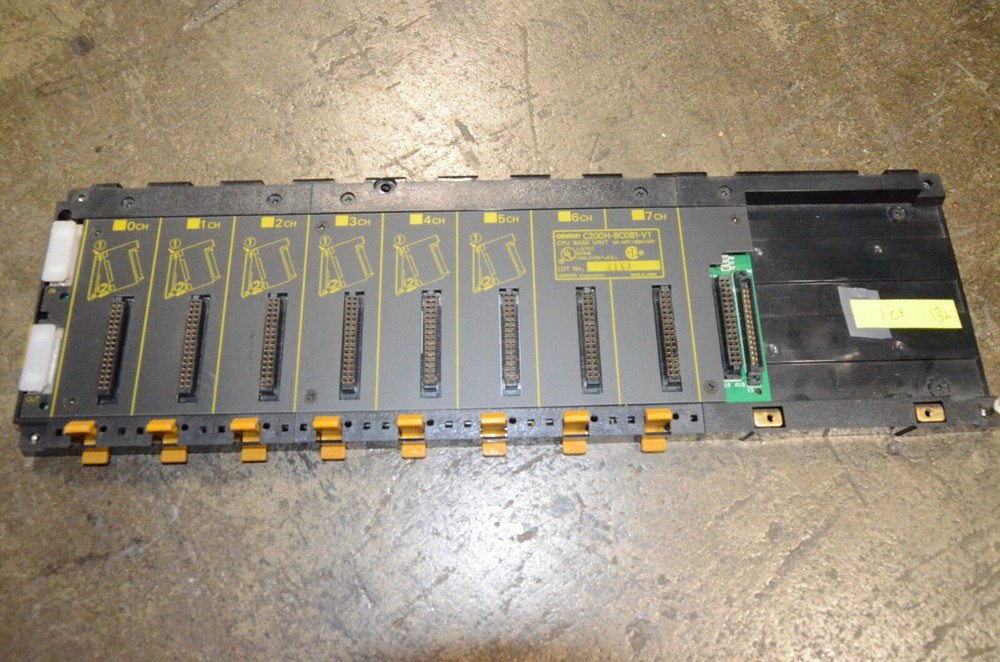 Omron 7 Slot CPU Base Unit C200H-BC081-V1 NEW