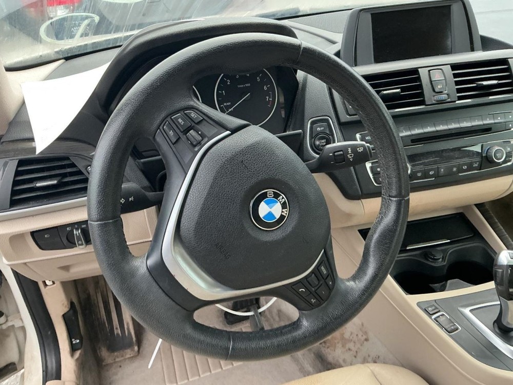 228I 2014 Glove Box 4990747