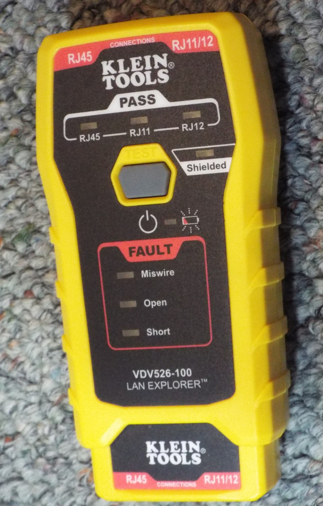 KLEIN TOOLS VDV526-100 Lan Explorer Data Cable Tester with Remote Insert
