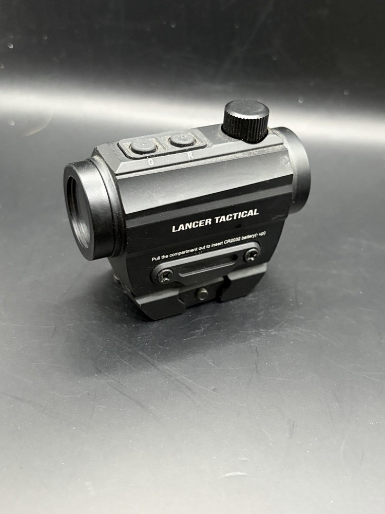 NEW Lancer Tactical Red/Green Dot Reflex Sight w/ Riser - Black (CA-1429B)