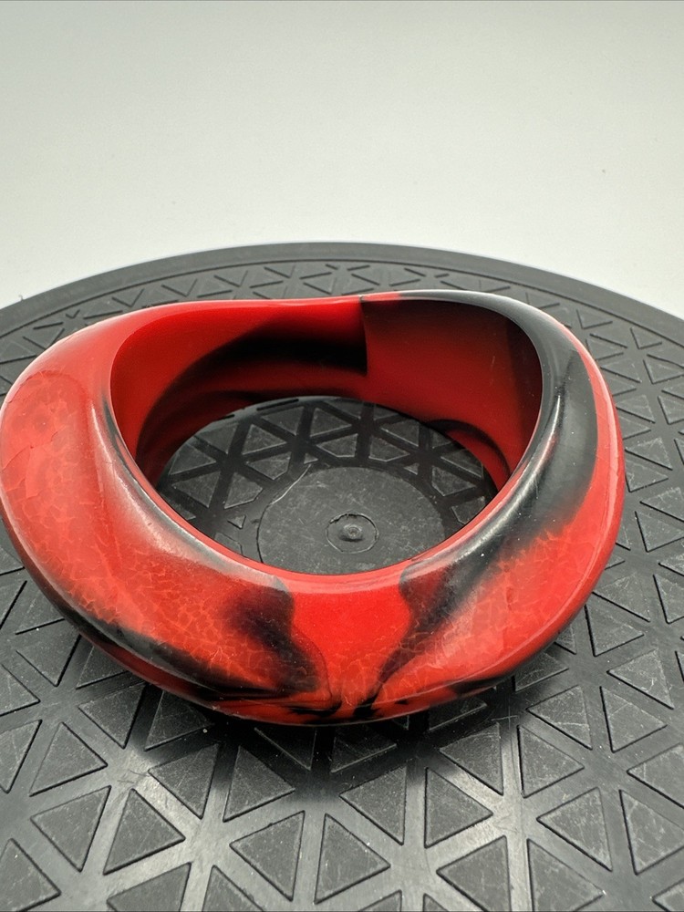 Vintage Red And Black Wave Bangle Chunky Bracelet