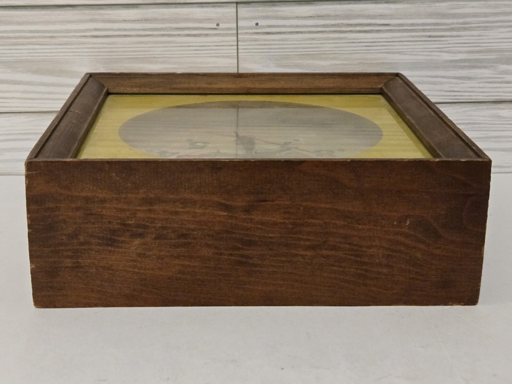 Vintage Kitchen Clock Wood Vegetable Pattern Scott *Not Working* Battery 8" X 8"