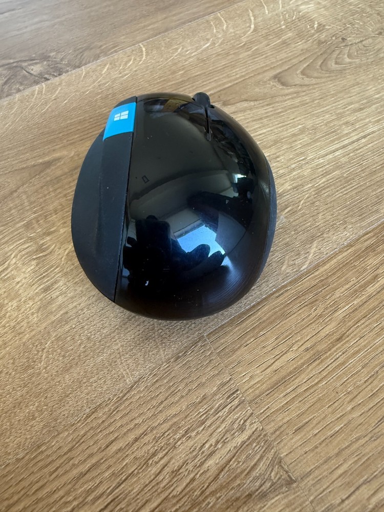 Microsoft Sculpt Mouse (has issues) w/dongle Sold AS IS NO returns