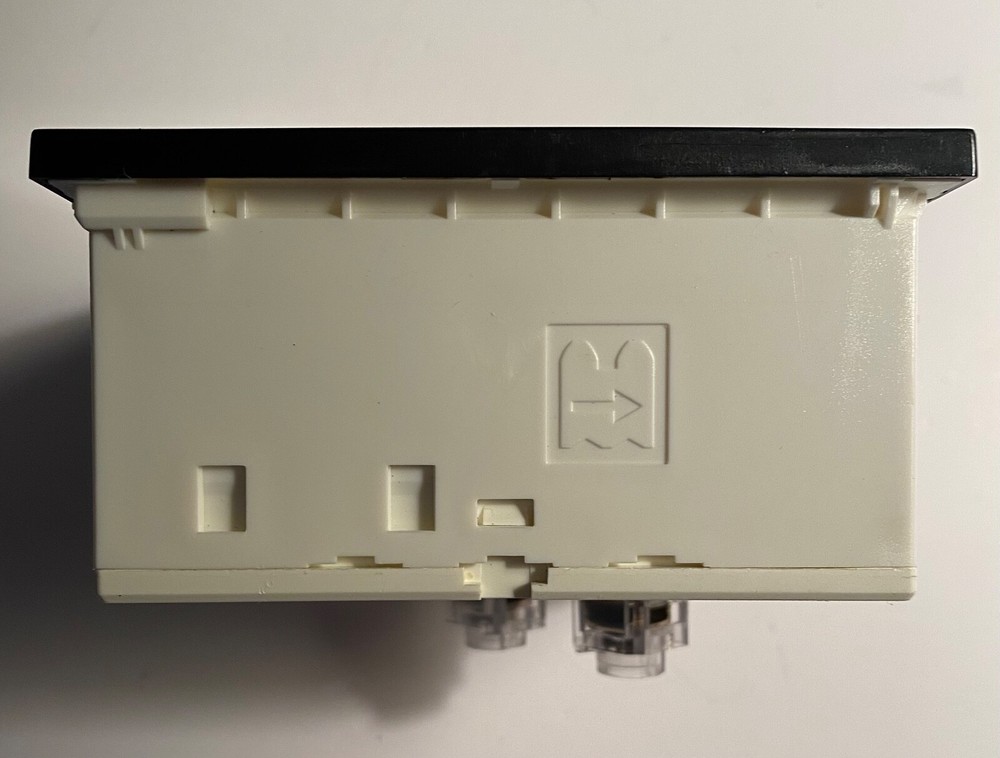 Gossen Voltage Meter 25V-600V CAT111