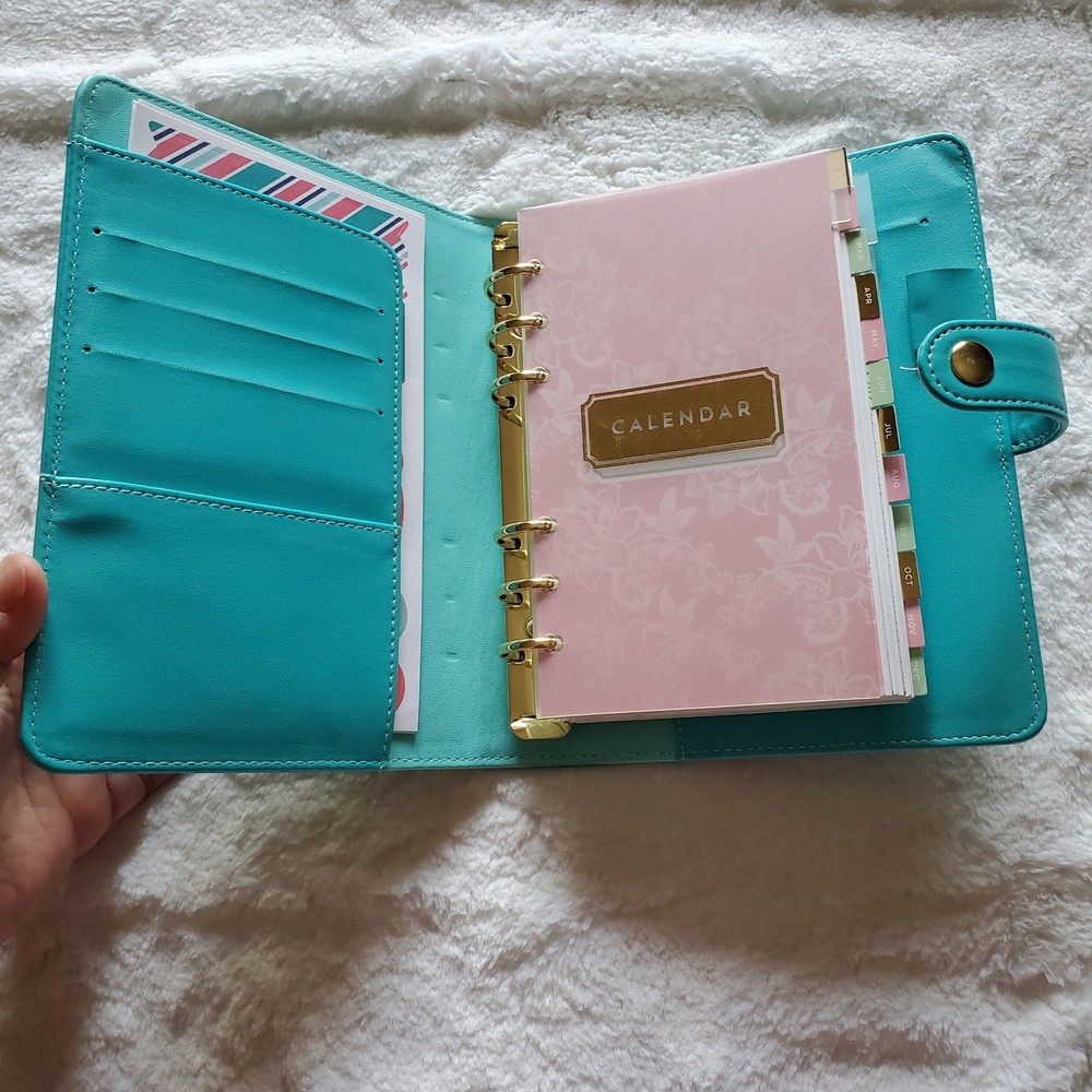 Recollections 12 Month Undated Planner Read Description
