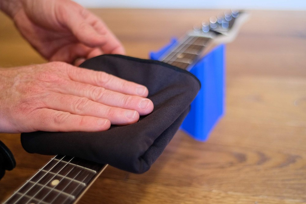 2 'n 1 Beyond Plush Players Cloth (MN241)