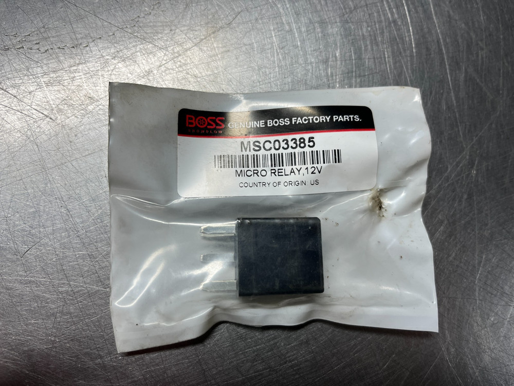 MSC03385  The Boss Snowplow  12V Micro RELAY