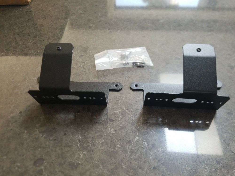 FEDERAL SIGNAL BRACKET IPX-GRL10