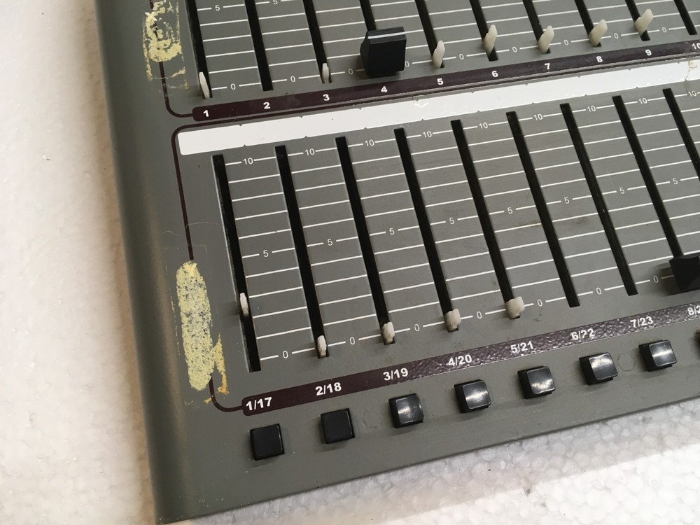 Lightronics TL-4016 32 Channel Duel Protocol Lighting Controller Parts Repair