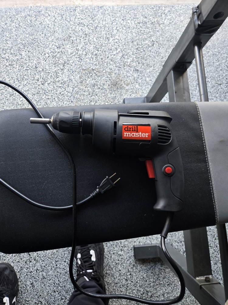 Drill Master 120 Volt 3/8" Variable Speed Reversible Plug-in Drill #60614 C