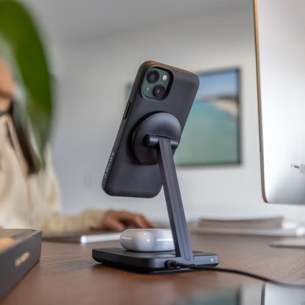 Quad Lock Dual Desktop Wireless Charger
