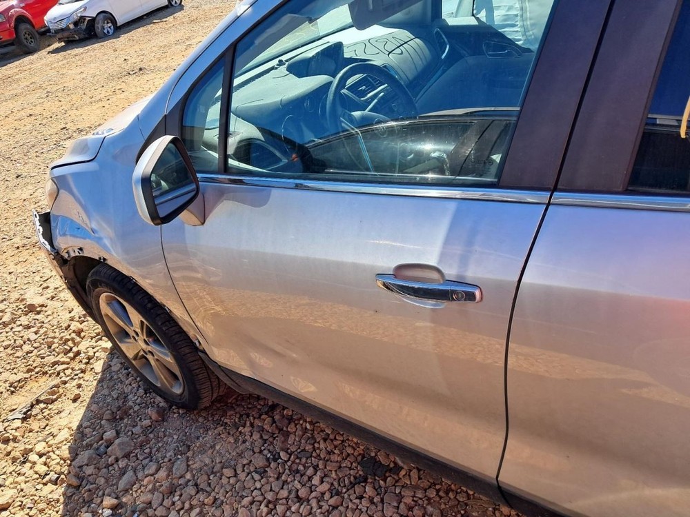 ENCORE 2013 Glove Box 4829564