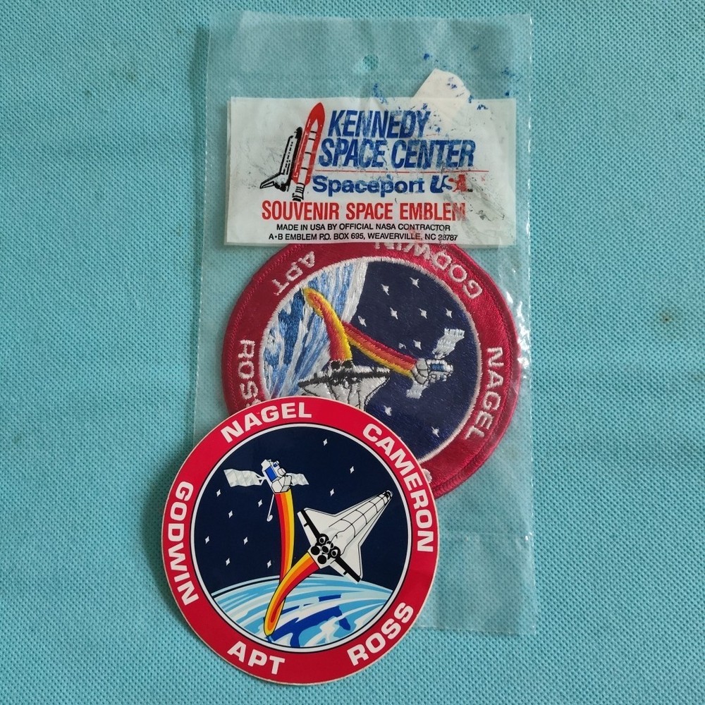 STS-37 SPACE SHUTTLE PATCH "NAGEL-CAMERON-GODWIN-ROSS-APT" & Sticker Bundle NASA