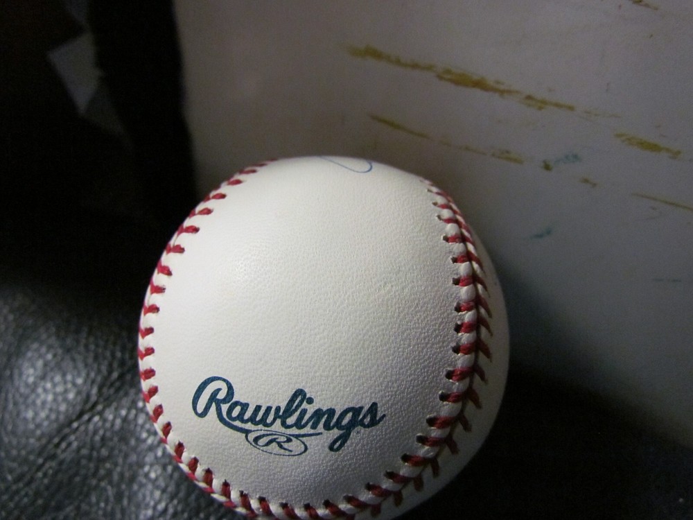 Dan Uggla Signed Baseball