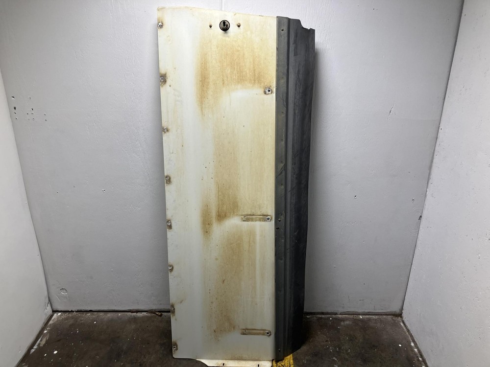 Freightliner COLUMBIA 120 WHITE Left LOWER Side Fairing/Cab Extender - Used