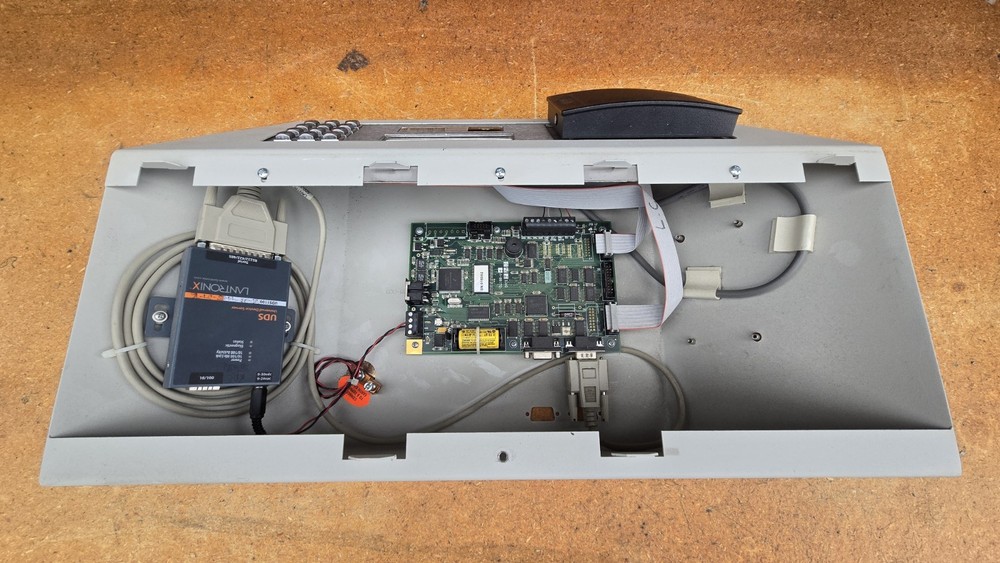 Complete Morse Watchmans KeyWatcher III Base w/ Processor Keypad Card Reader LAN