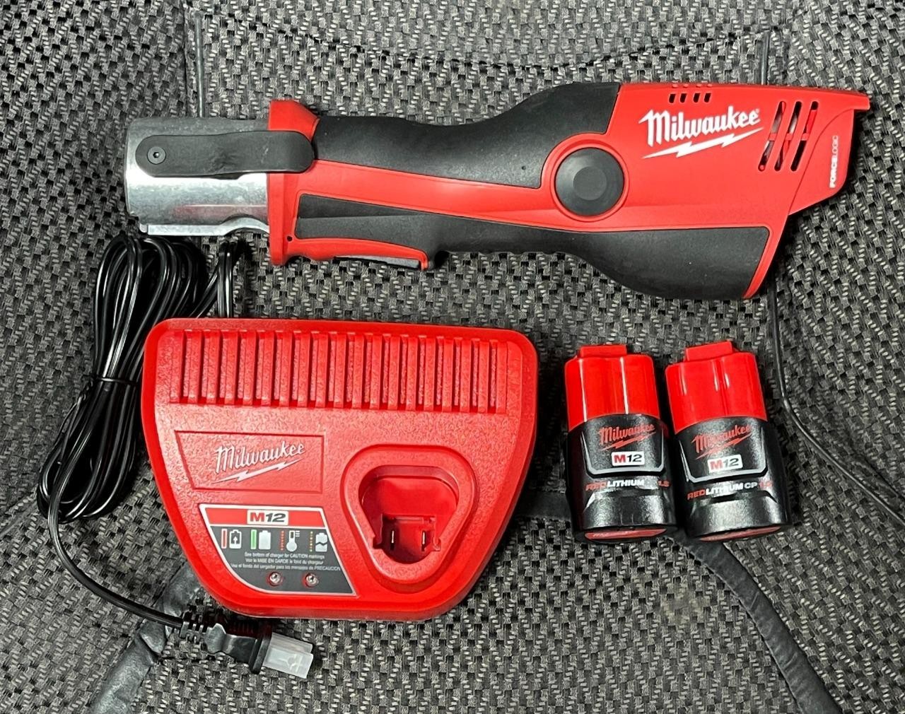 MILWAUKEE 2473-20 M12 FORCE LOGIC PRESS TOOL W/ BATTERIES & CHARGER- BRAND NEW.