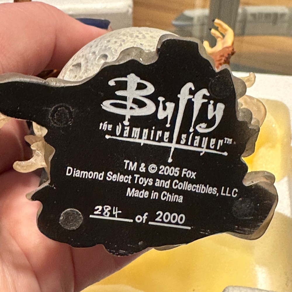 Buffy the Vampire Slayer Oz & Werewolf Oz Bust Set (PLEASE READ)