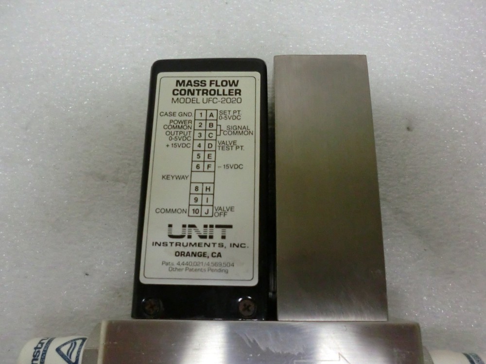 Unit Instruments Mass Flow Controller UFC-2020