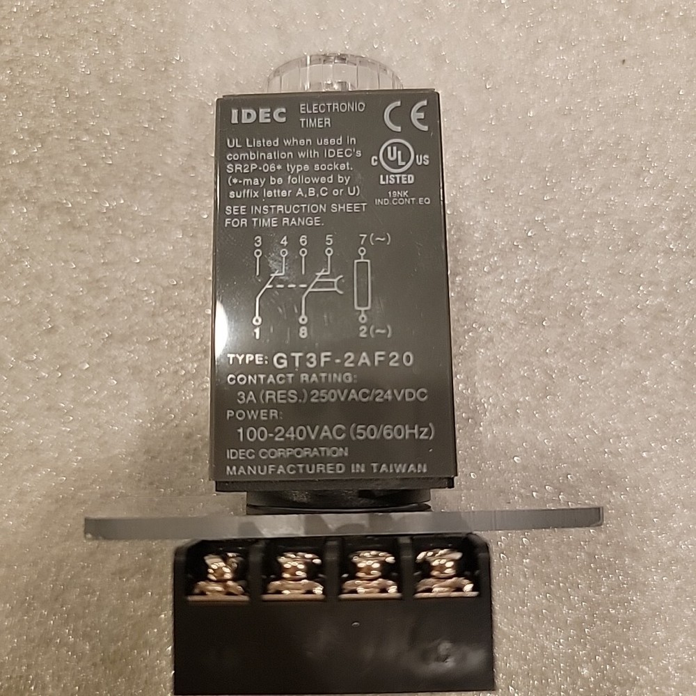IDEC GT3F-2AF20 Electronic Timer 100-240VAC