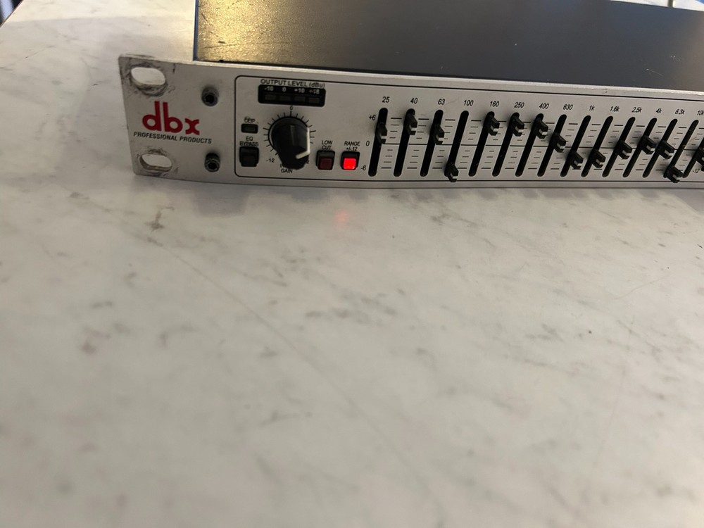 DBX 215S
