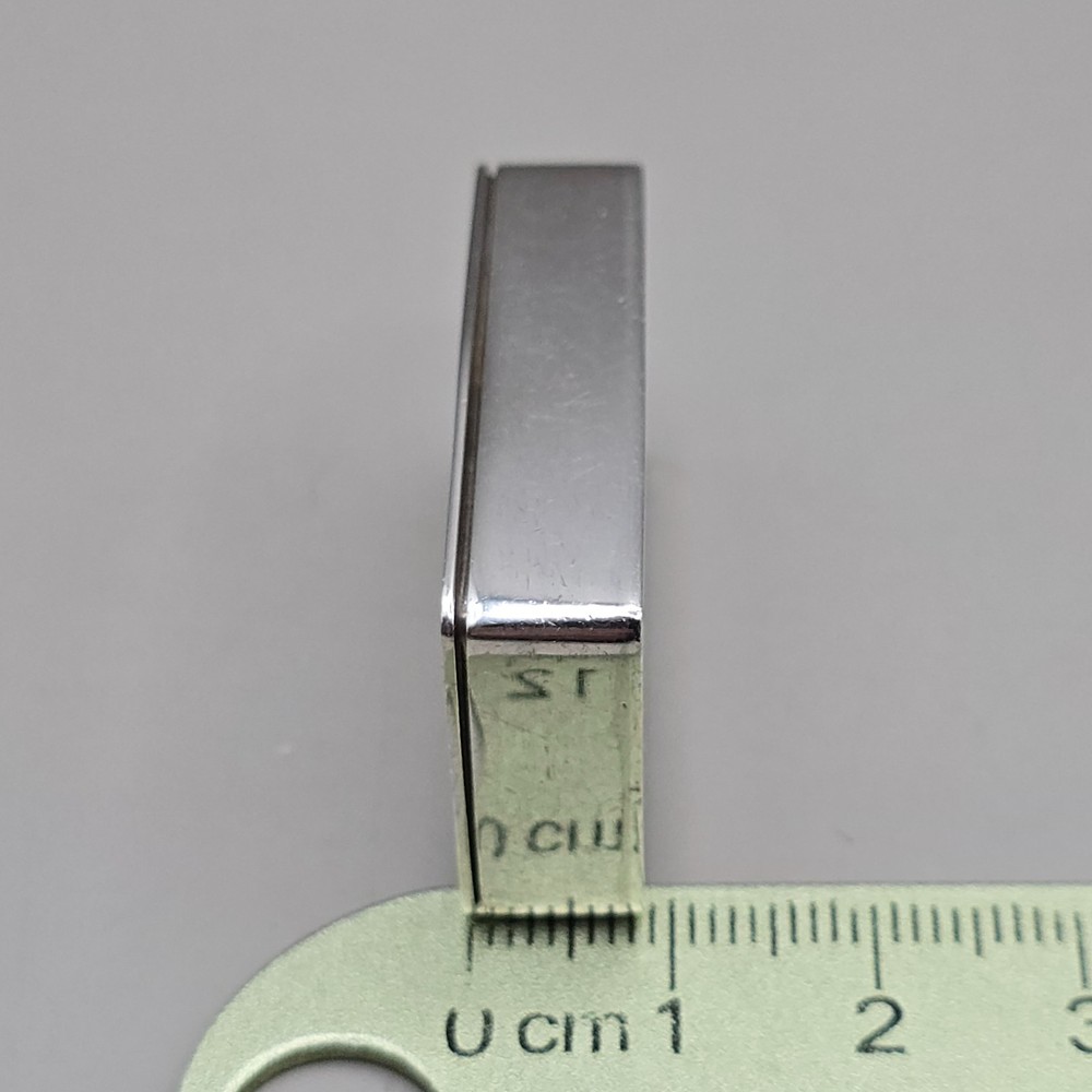 Solid Silver Engine Turned Snuff/Pill Box by D Bros Birmingham 1967