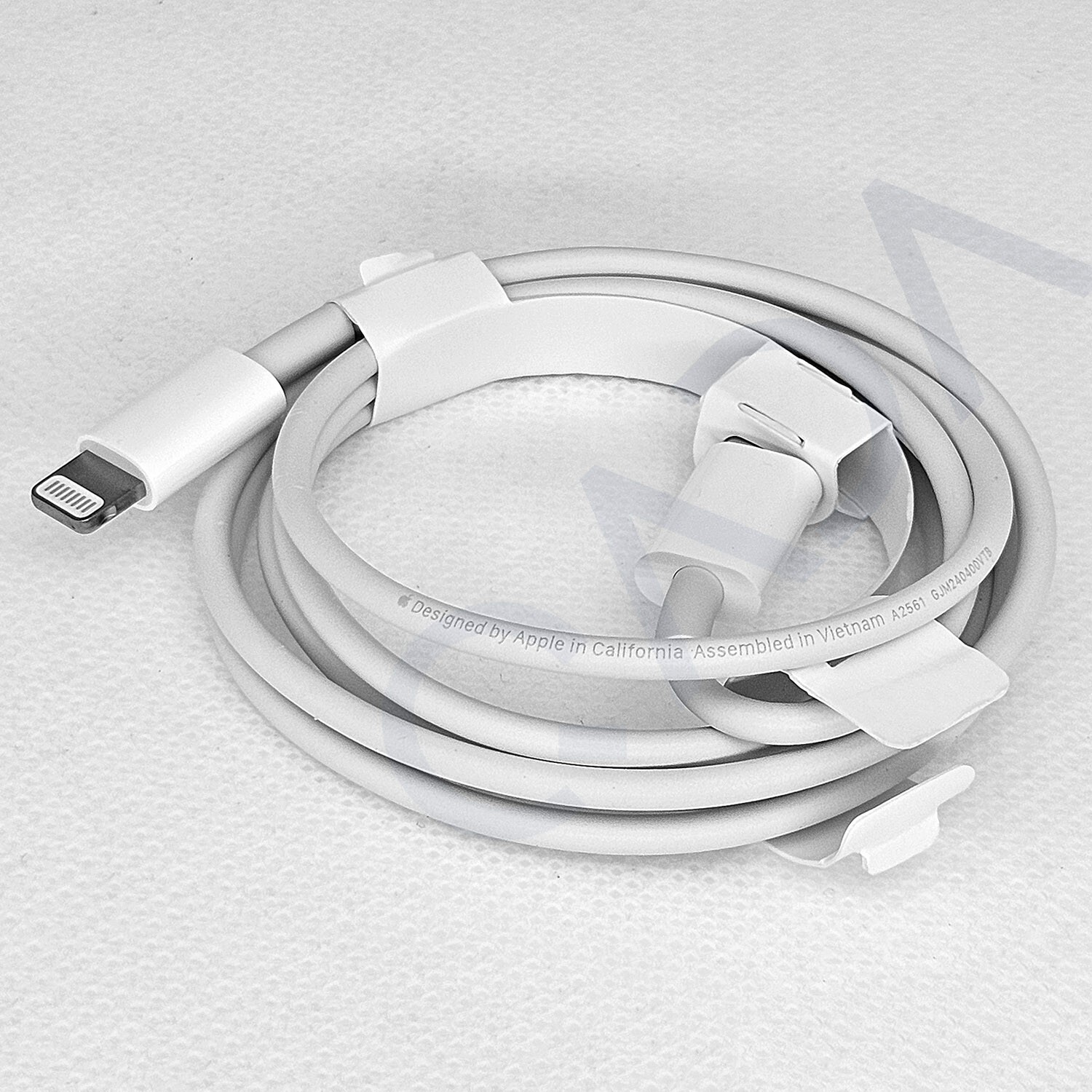 NEW Genuine Apple USB-C to Lightning 1M / 3.3ft Data & Charging Cable