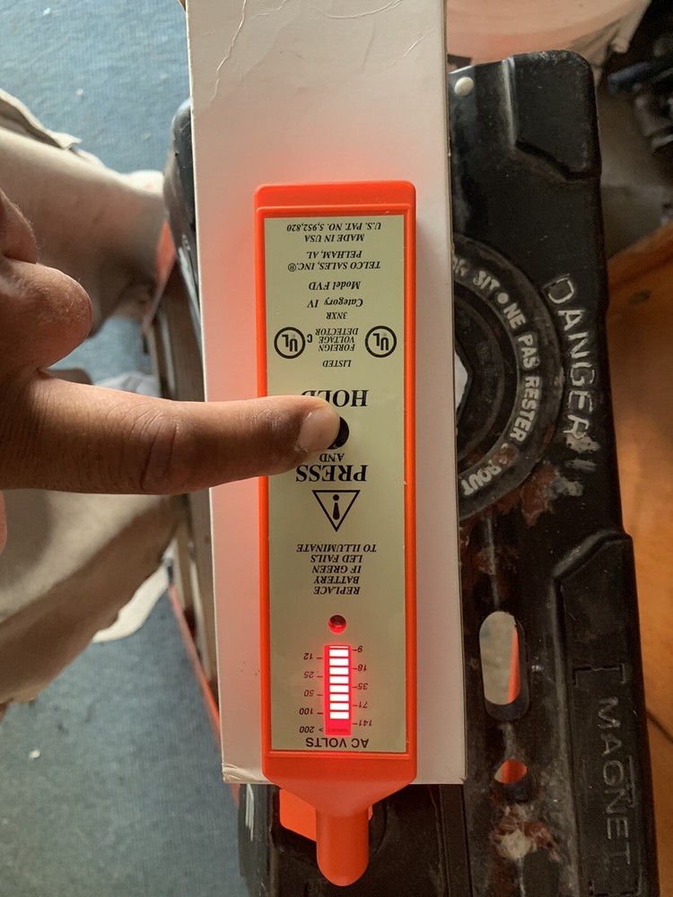 foreign volt detector with pouch fvd