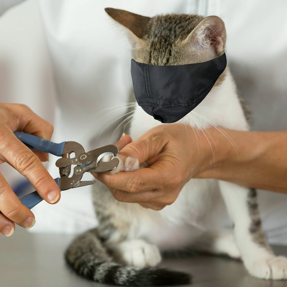 Cat Muzzle for Grooming Soft Nylon Gentle Adjustable Medium Size