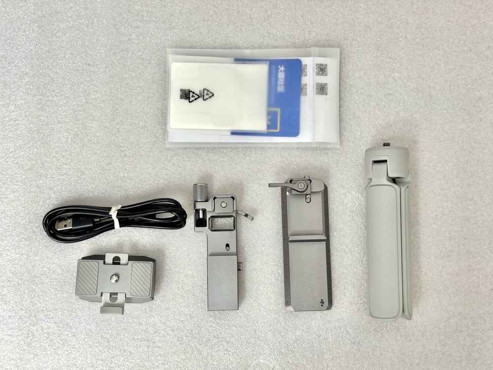 DJI RS 4 Mini Handheld 3-Axis Gimbal Stabilizer #3