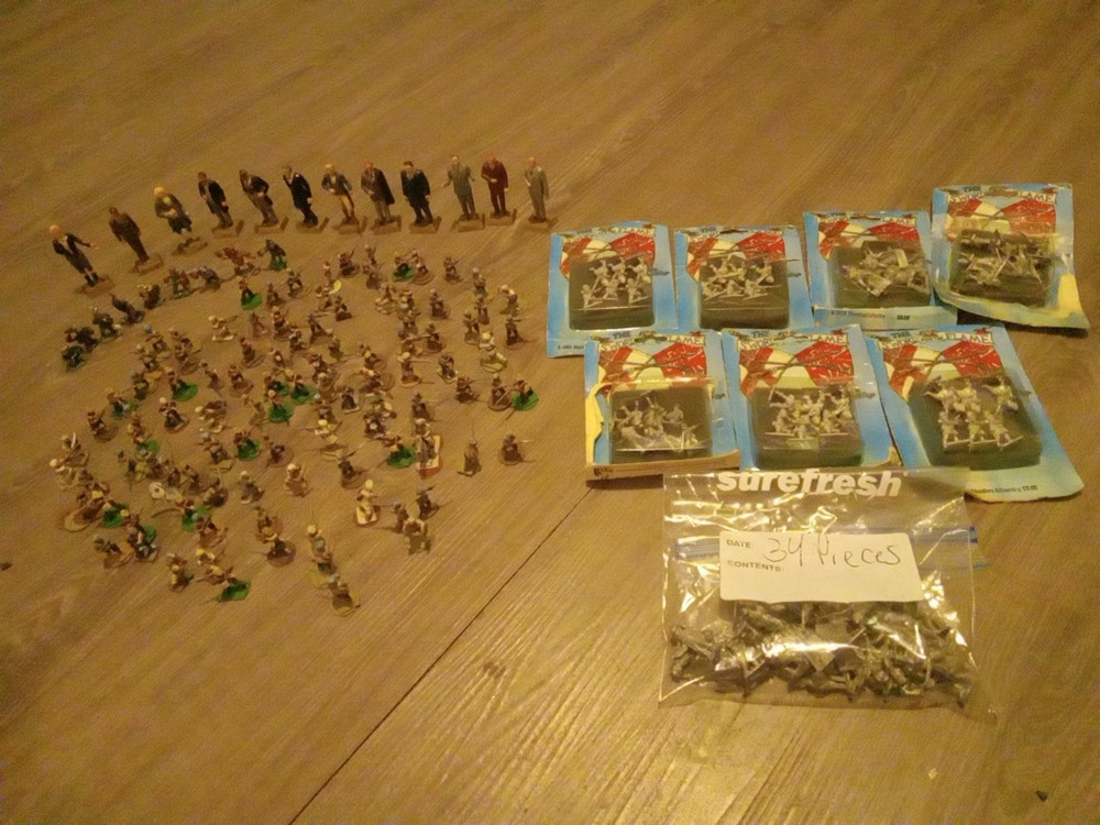 Sword & the flame Figures By Minifigs