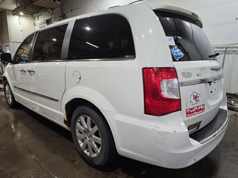 Used Blind Spot Detection System Warning Control Module fits: 2011 Chrysler Town