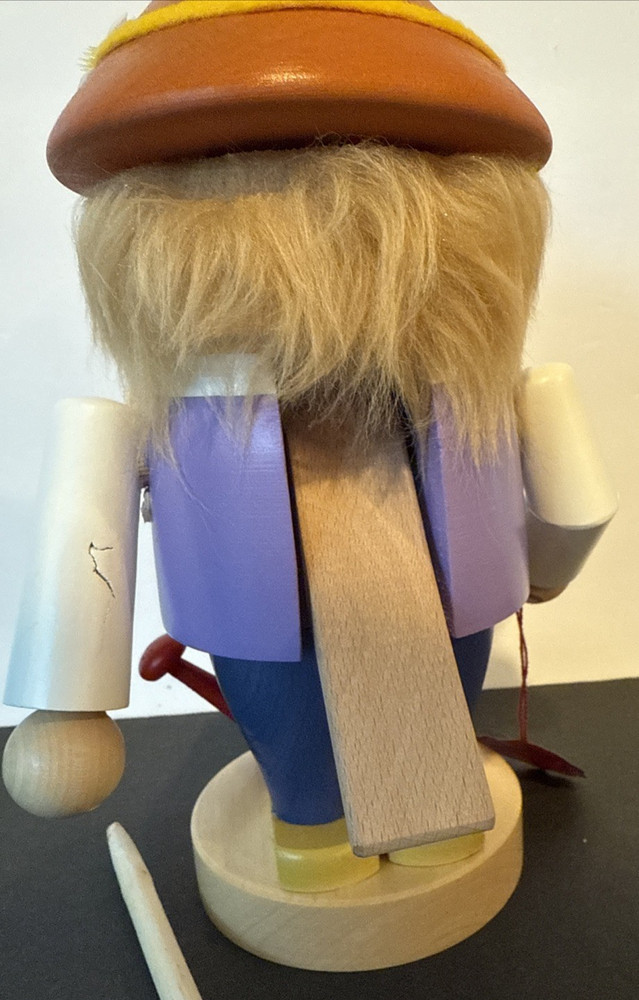 10" Steinbach TROLL GARDENER NUTCRACKER Numbered 6413