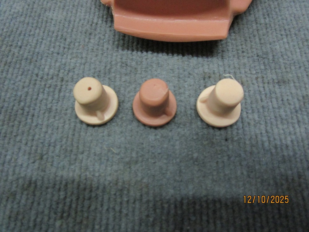 Laerdal Belly Plate 3 Hole Open Box