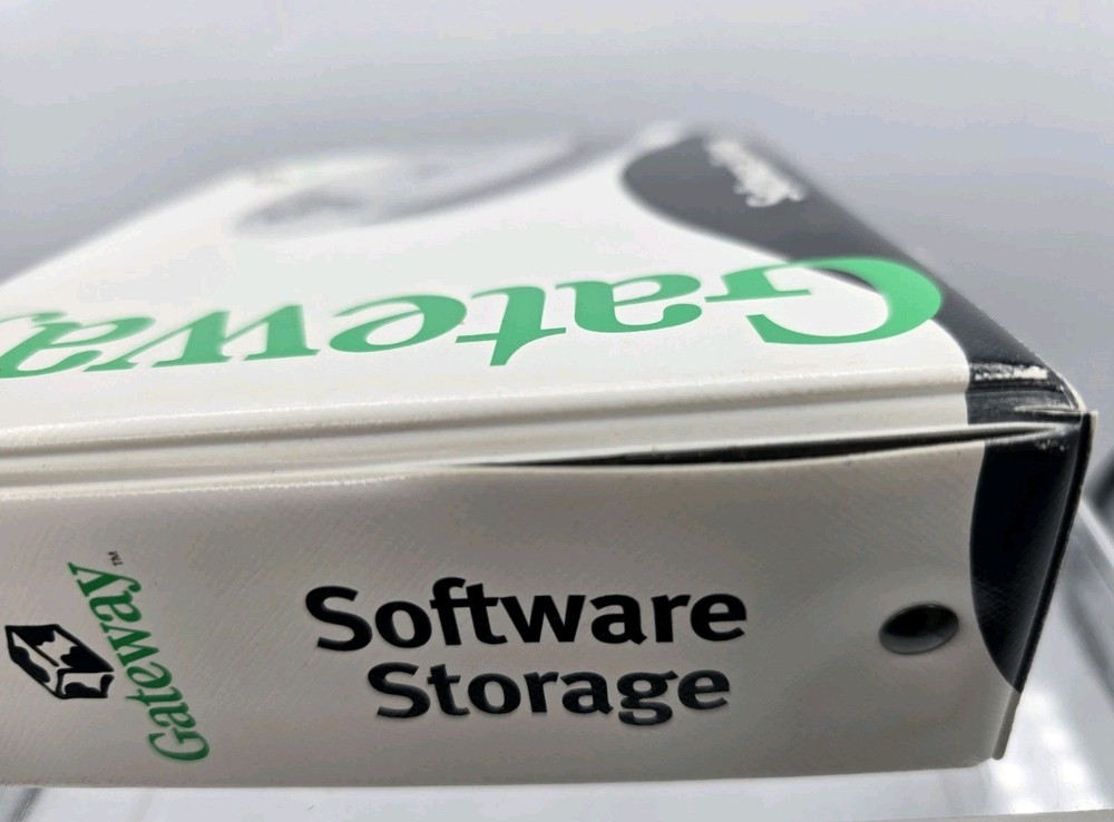 Gateway Software Storage Binder CD Holder, Original Vintage, Binder Only