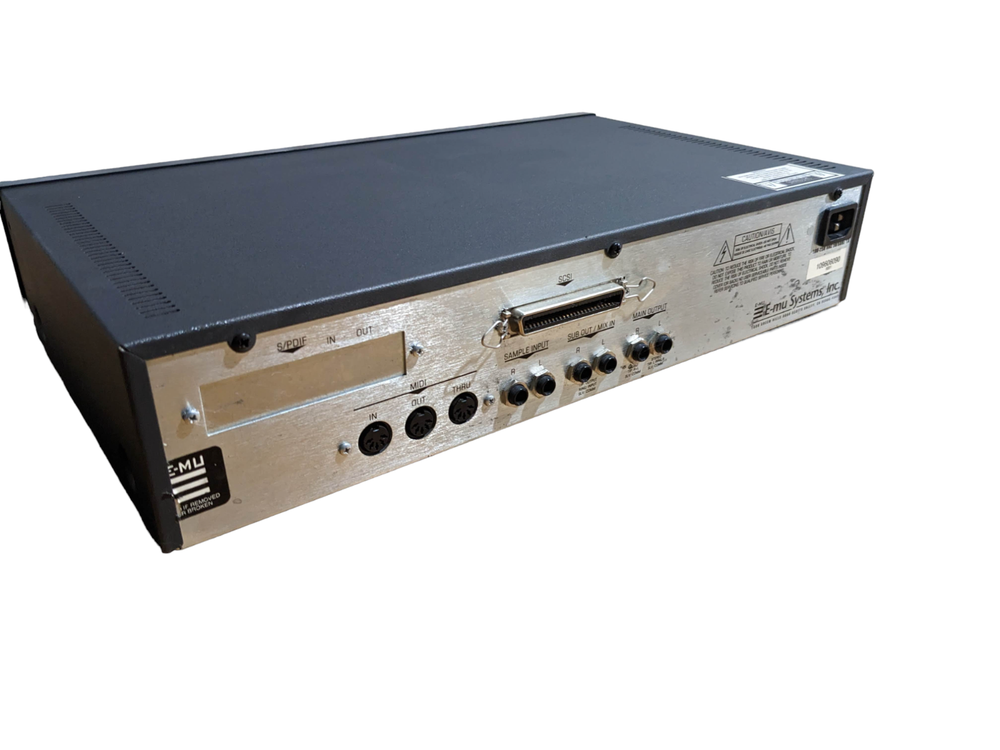 Powerful E-MU ESI-32 Rackmount 32-Voice Digital Sampler Pro Functionality