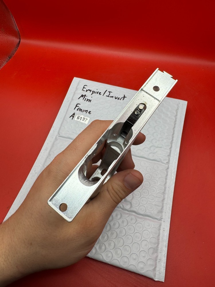 Empire / Invert Mini Frame