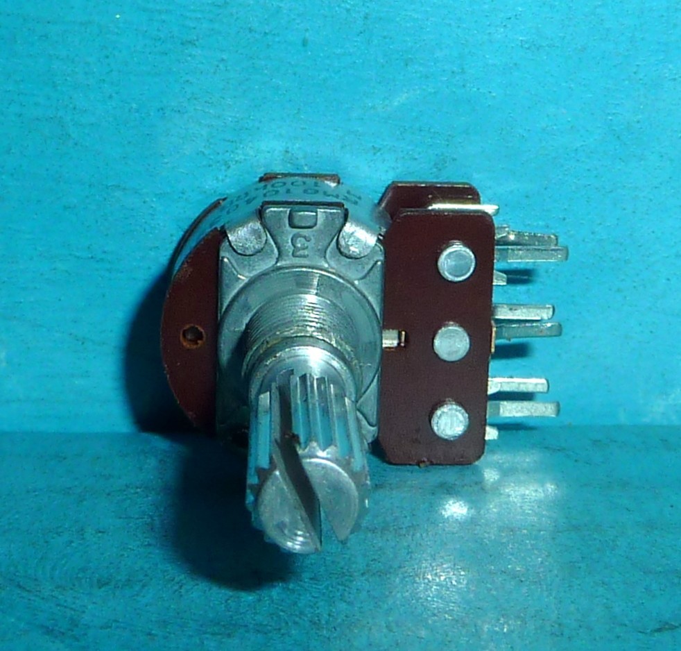 OEM Marantz RM01040380 Potentiometer NOS