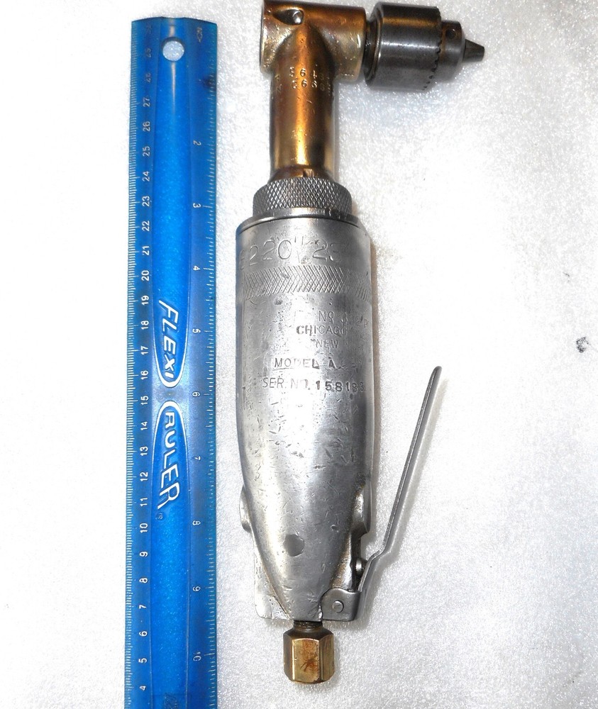 RIGHT ANGLE DRILL, CHICAGO PNEUMATIC MODEL 302A