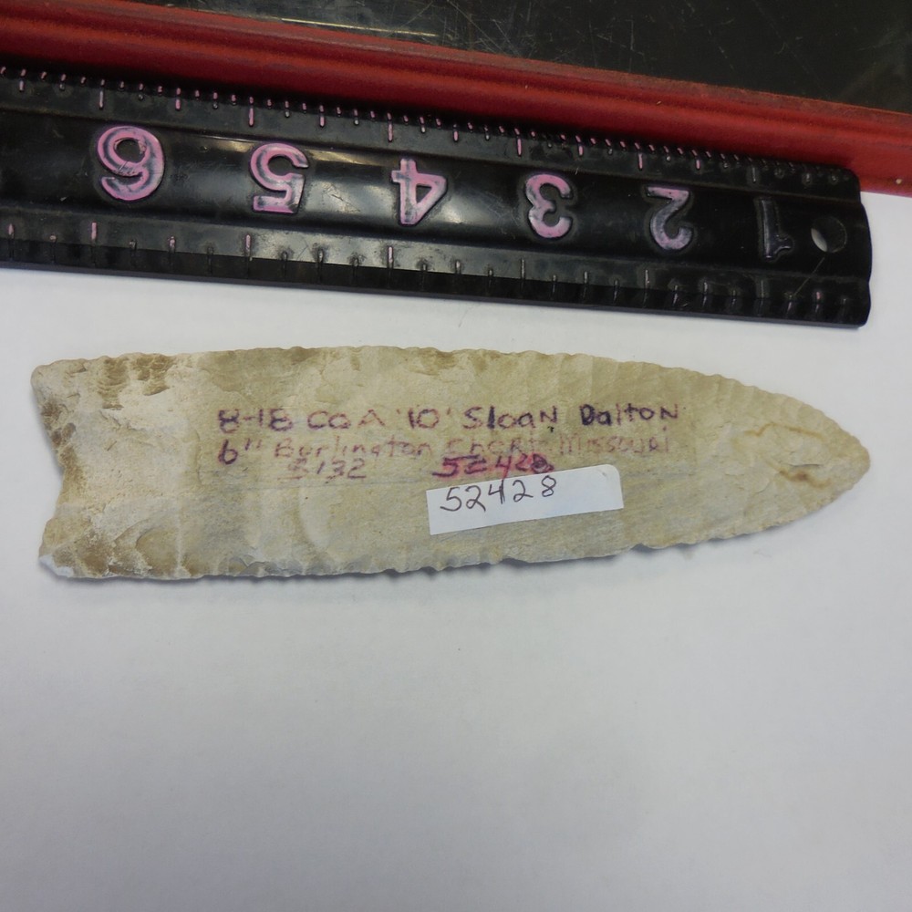 LARGE SLOAN DALTON POINT --CLASSIC FORM AND FLAKING