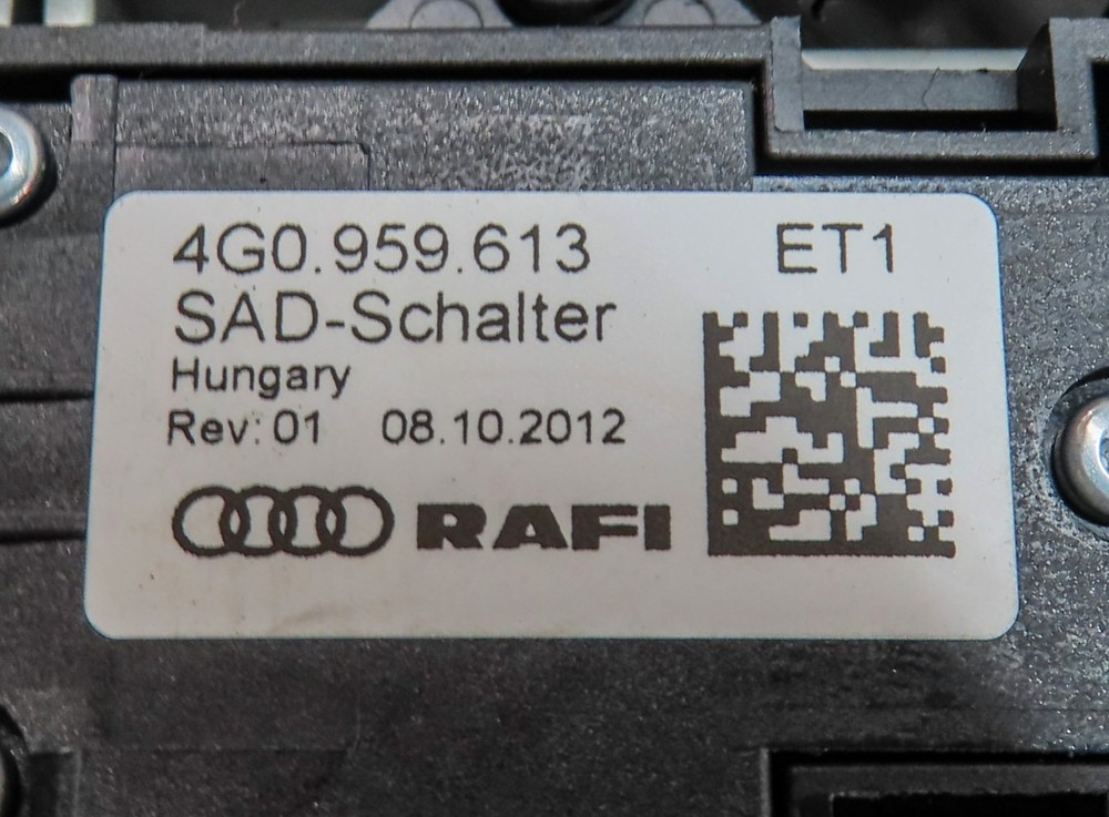 2013 AUDI A6 (C7 4G) FRONT INTERIOR DOME MAP READING LIGHT LAMP (Gray)
