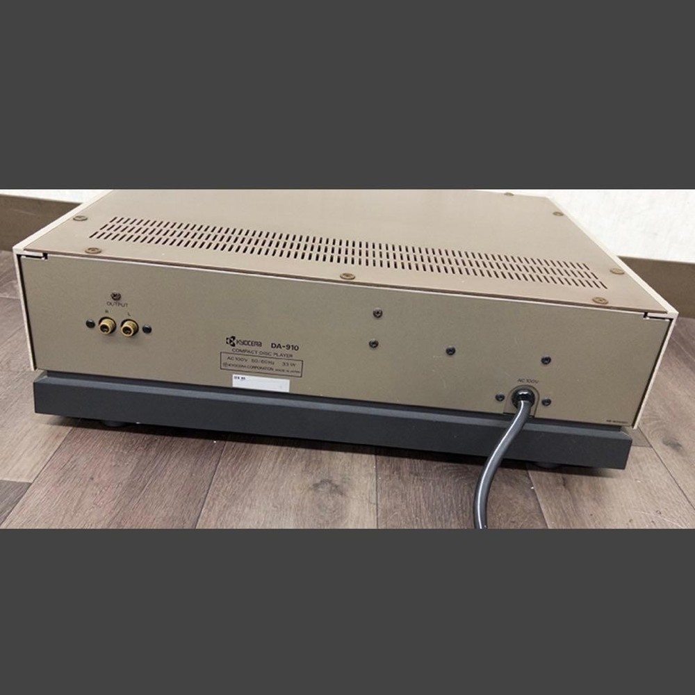 KYOCERA DA-910 CD Compact Disc Digital Audio Player Untested as is