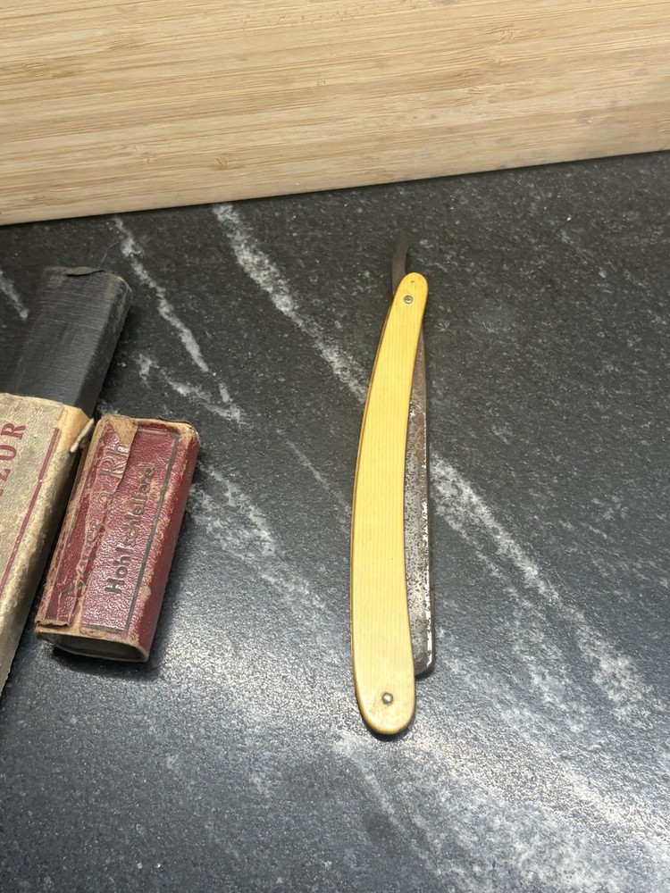 Vintage Red Imp Wedge Razor with Case