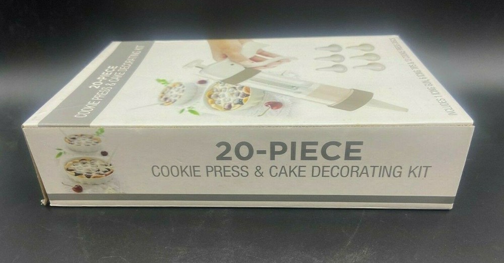 20 Piece Cookie Press & Cake Decorating Kit ( 13 Cookie Discs & 6 Icing tips)