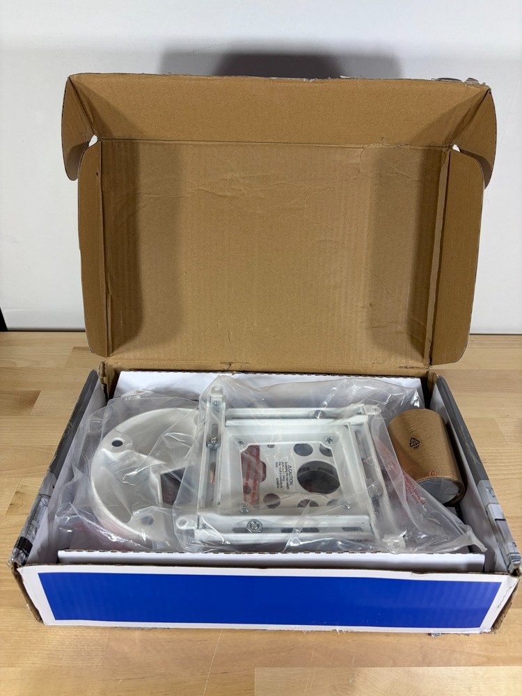 Epson universal Projector Mount Kit - White