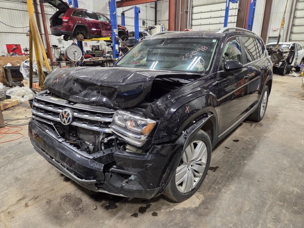 Camera/Projector Camera Front Windshield Mounted Fits 18-20 ATLAS 1552747