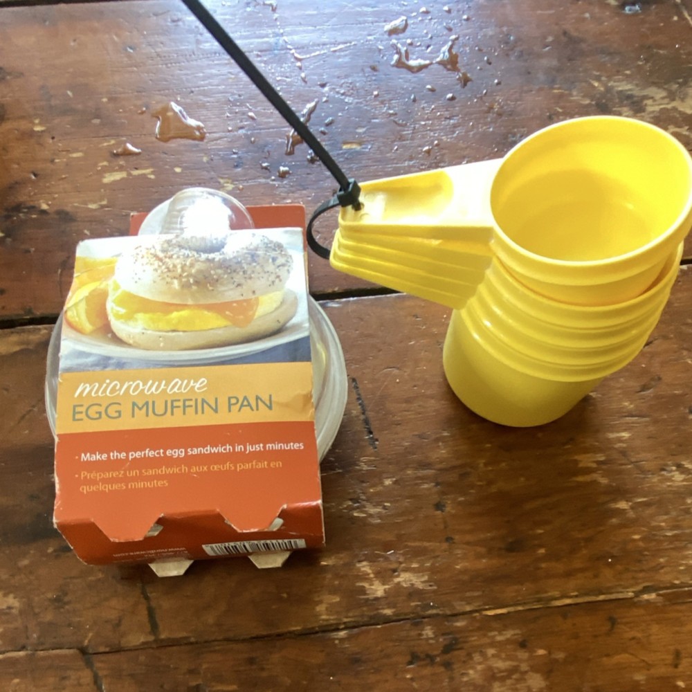 Microwave Egg Muffin Pan Clear Plastic with Yellow Measuring Cups Set