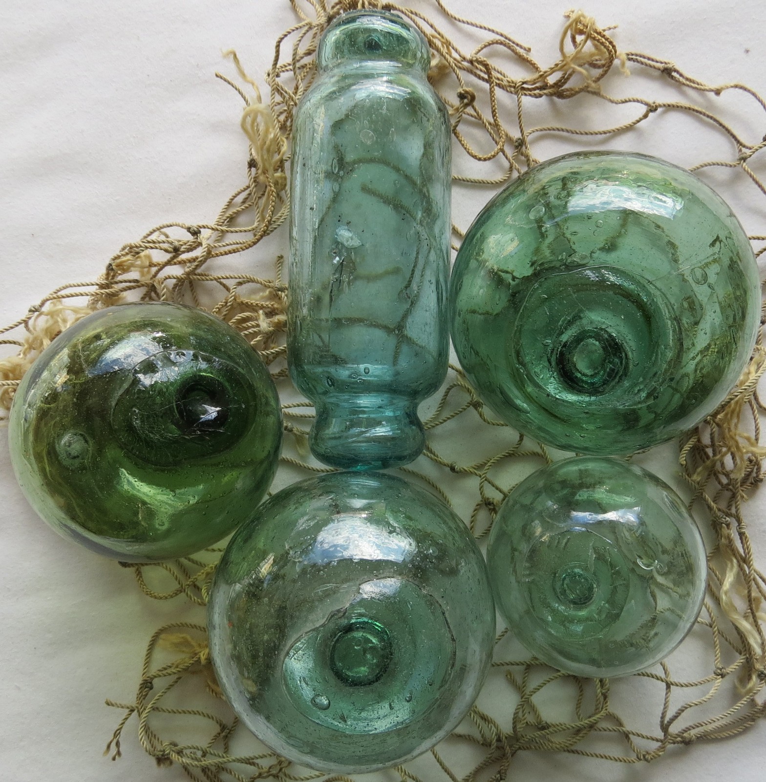 JAPANESE GLASS Fishing FLOATS Mixed Shades & Sizes (5) w/Inclusions Antiques!