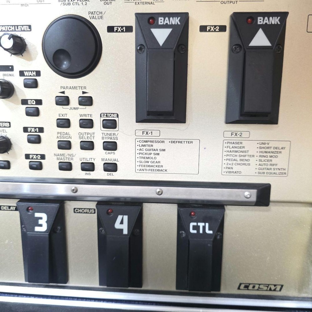 BOSS GT-6 Multi-Effects Processor with Hard Case and KORG Tuner